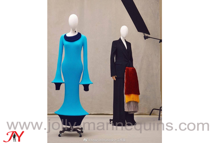 how to choose the suitable fabric dress forms for your store?